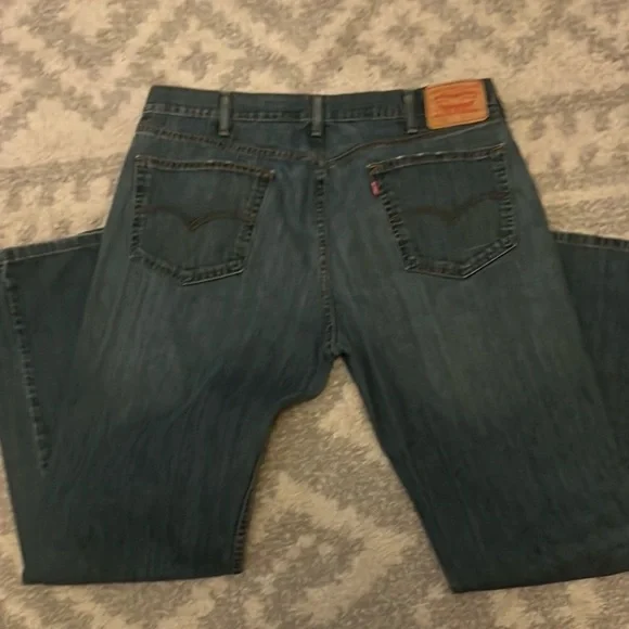 Levi's Style 559 Men's Jeans - Picture 3 of 6